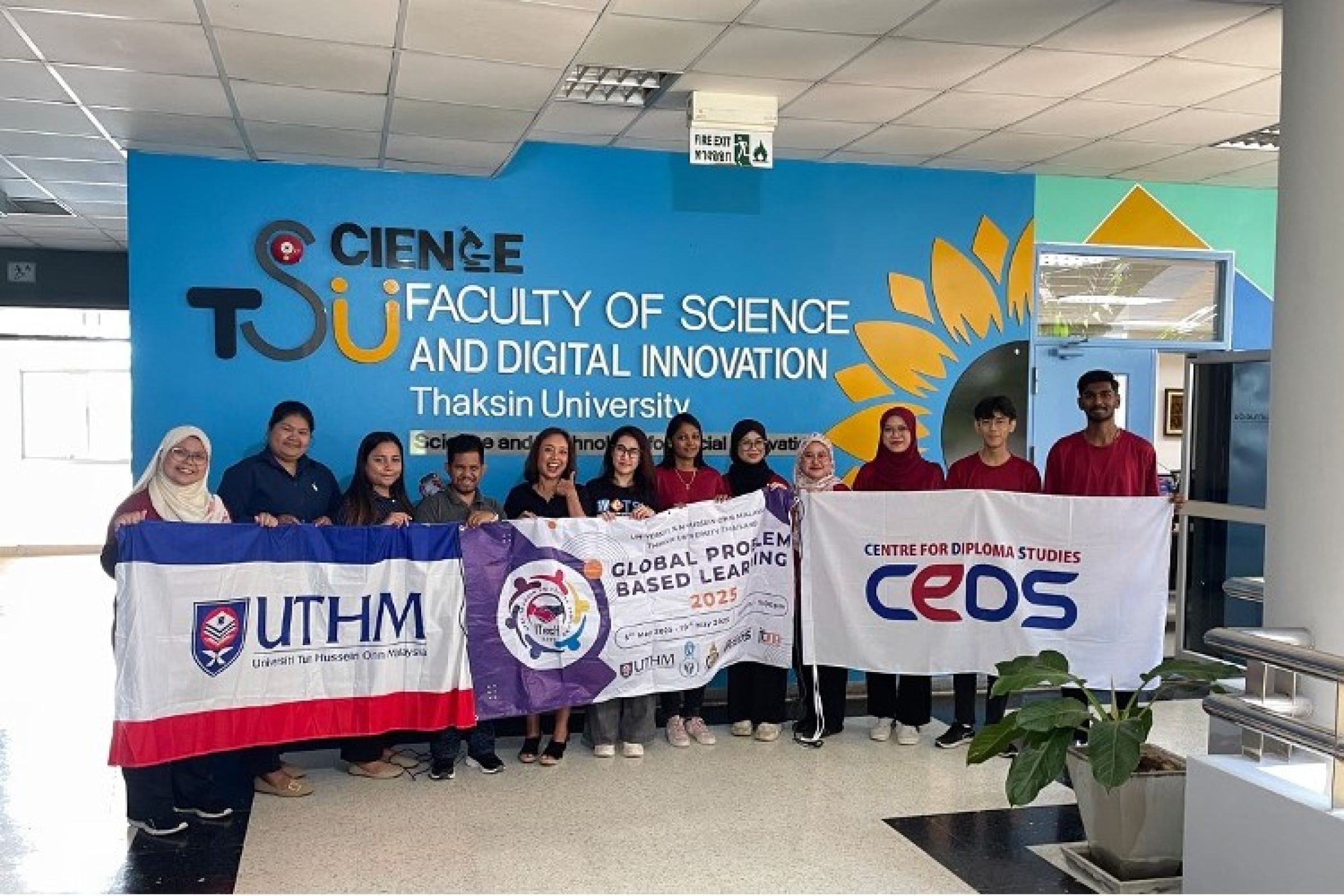 Pensyarah Serta Pelajar UTHM Sempurnakan Global Project-Based Learning (gPBL) 5.0 di Thailand Dengan Jayanya