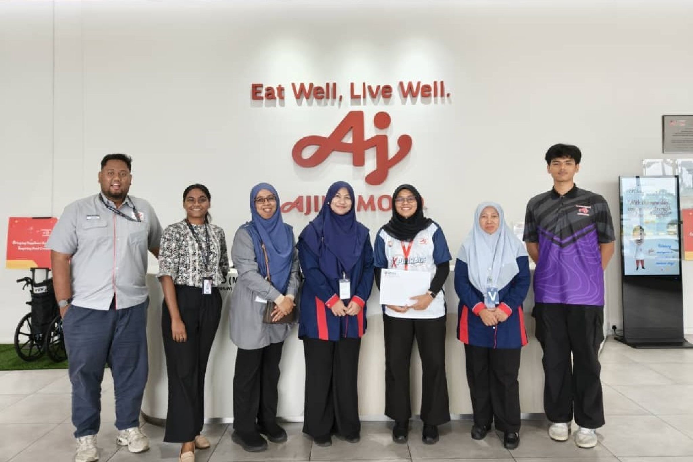 FG SURE UTHM Perluas Jaringan Industri Terokai Potensi Industri Makanan dan Analisis Makmal