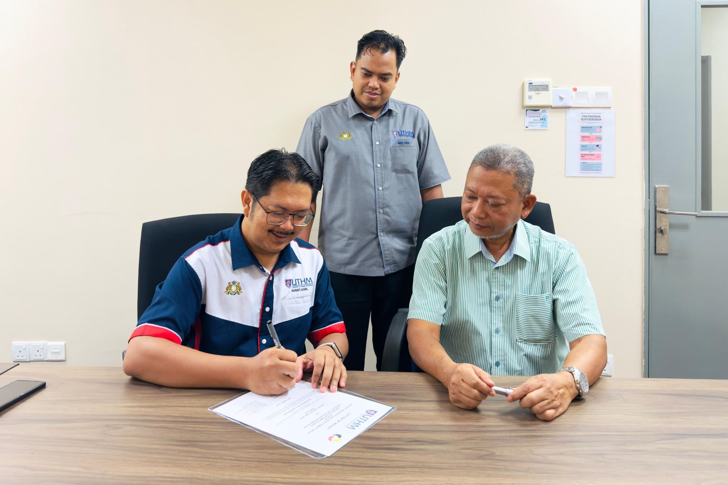 Pusat Pengajian Diploma UTHM dan Viridis Capital Jalin Kerjasama Penyelidikan Tenaga Boleh Diperbaharui