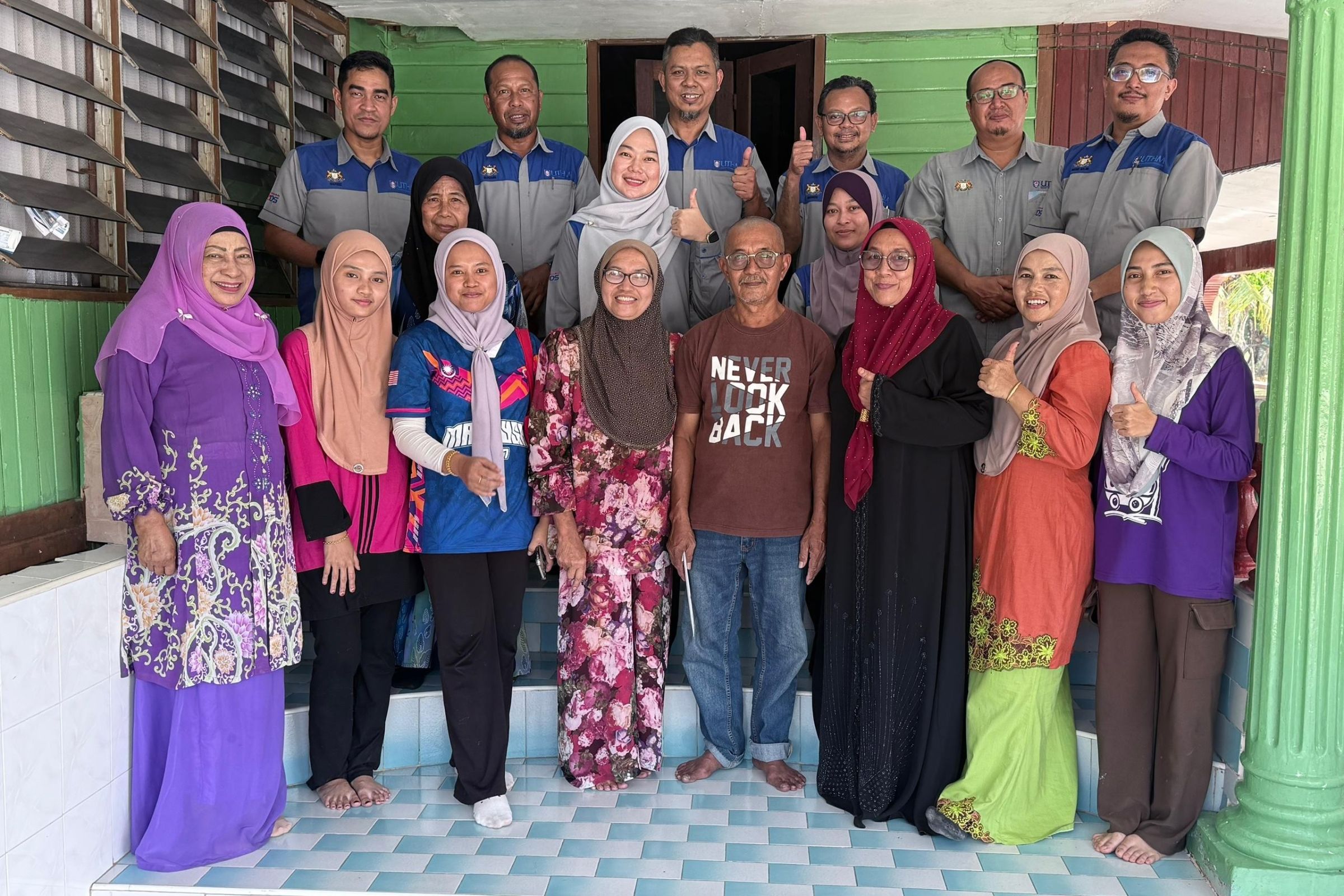 Lawatan Kerja Kumpulan Fokus S-ProuD UTHM Kenal Pasti Ruang Penambahbaikan Operasi Proses Penghasilan Kek Kukus Buah
